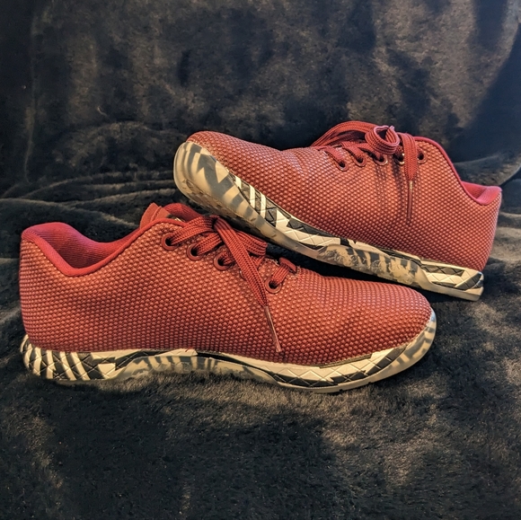 Nobull Women's Cabernet Zebra Trainer - Picture 4 of 7